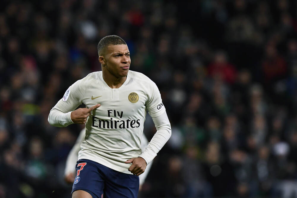 平凡中的伟大: 那位外卖小哥用行动点亮了人性光辉